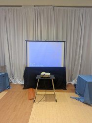 Projection Screen (5' x 5' Tripod)