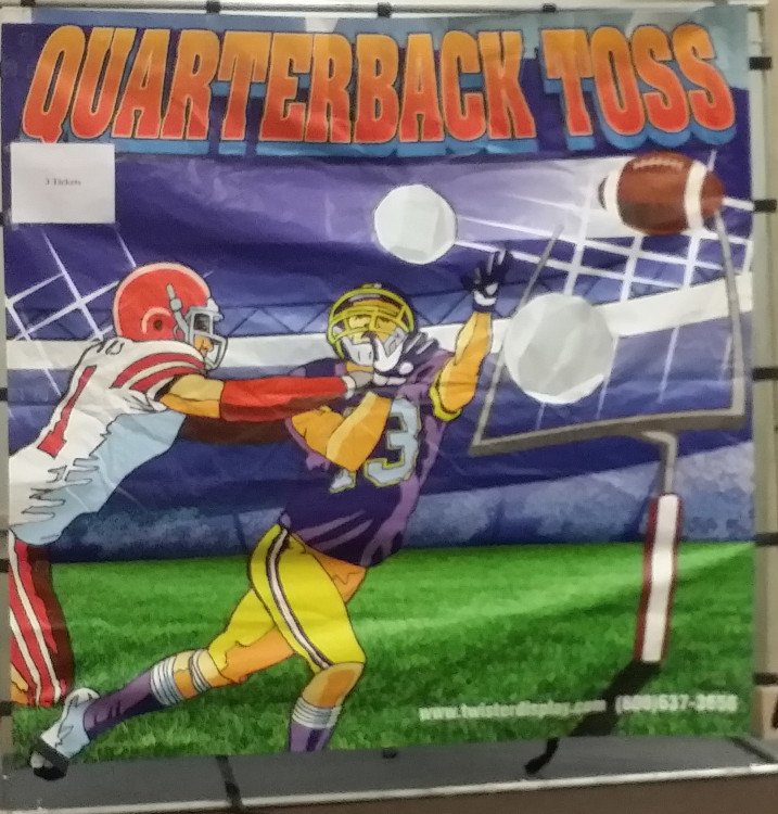 Football Toss - Quarterback Toss