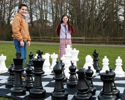 Giant Chess