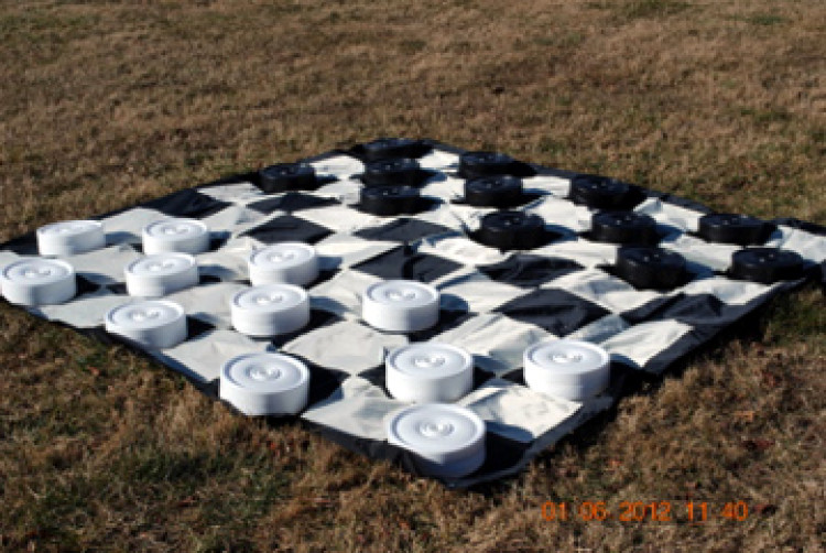 Giant Checkers