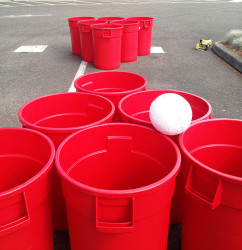 Giant Beer Pong / Party Pong